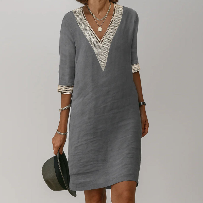 Amelie Fleur Contrast-Trim Casual Dress