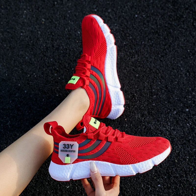 Amelie Fleur Running Sneakers with Contrast Stripes